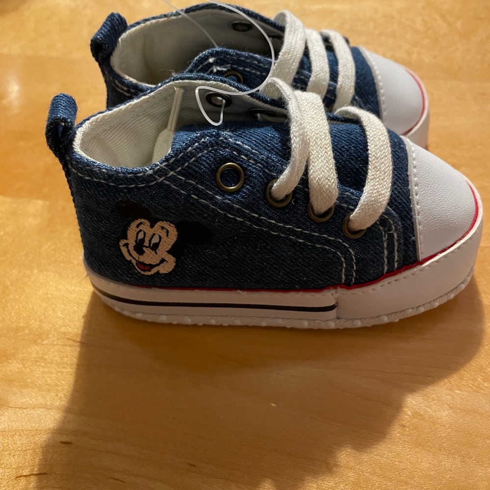 Vtg Walt Disney World Baby Infant Mickey Mouse Converse-Like Hi-Top Sneakers